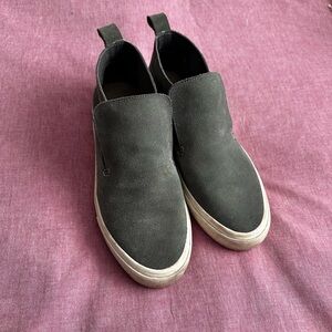 SeaVee’s Huntington Women's Slip-On Suede - Grey
